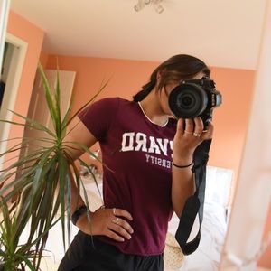 HARVARD UNIVERSITY CROPPED T-SHIRT